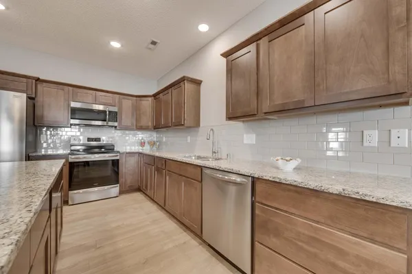 $528,844 | 2605 Hanson Avenue, Faribault, MN 55021