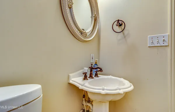 $499,000 | 1220 Foxpoint, Brandon, MS 39047