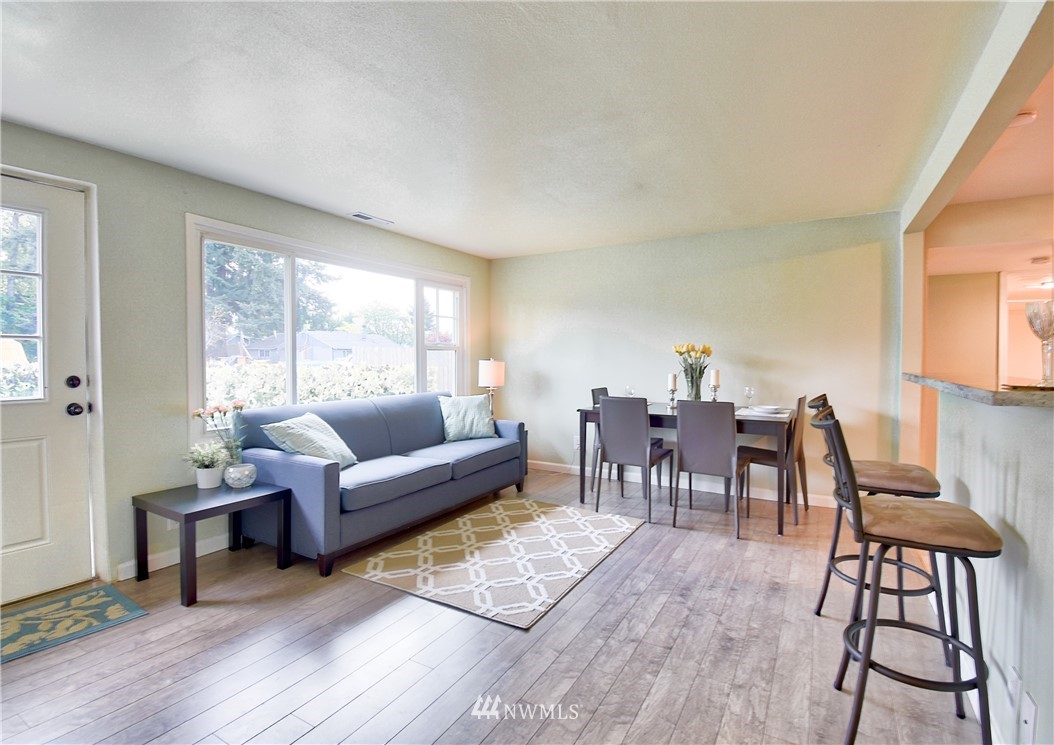619 Shelton Avenue Northeast Renton, WA 98056 - Photo 8 of 28 Gallery Image 8