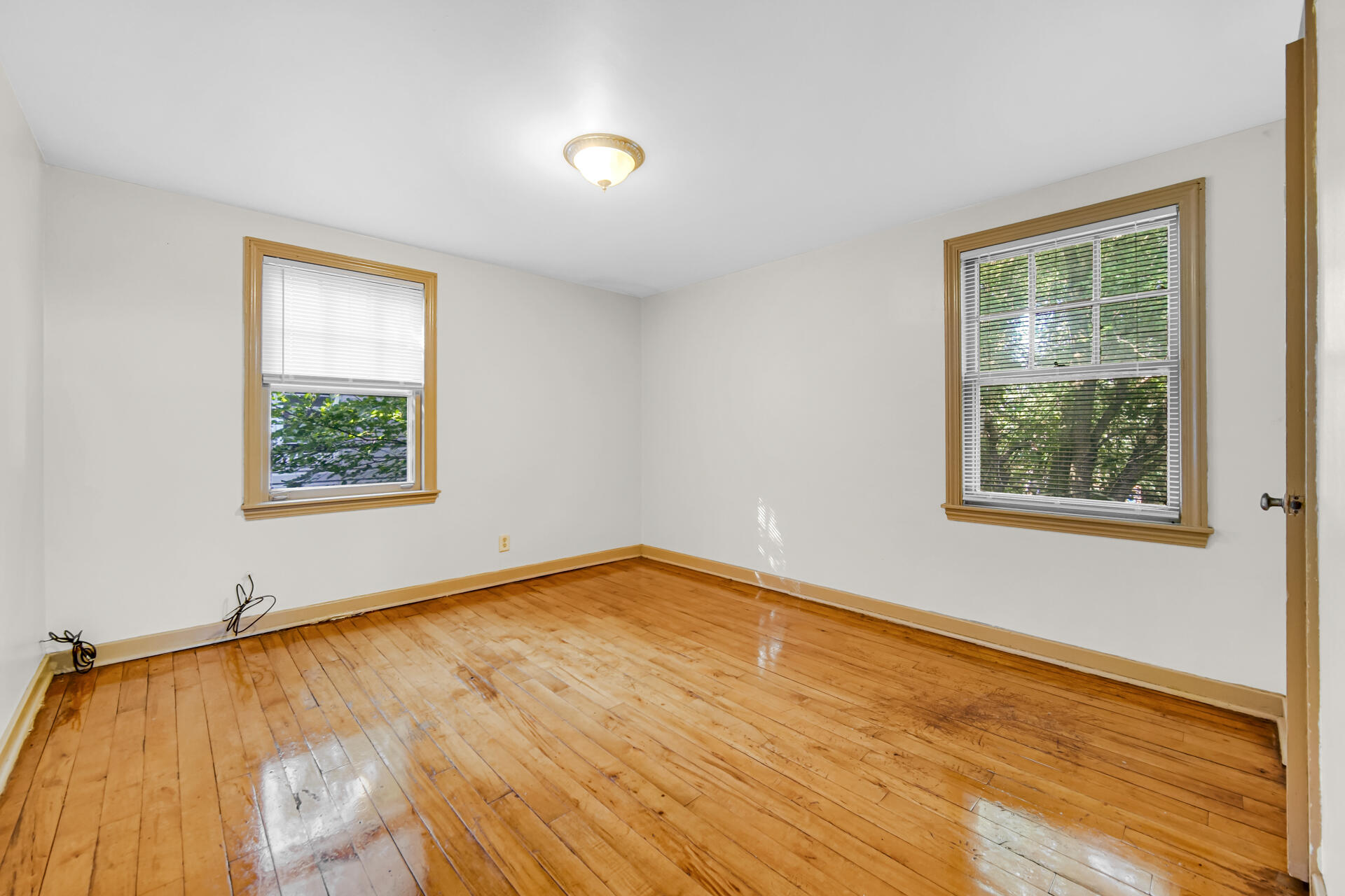 3752 Tyler Street Gary, IN 46408 - Photo 12 of 18 1920x1280