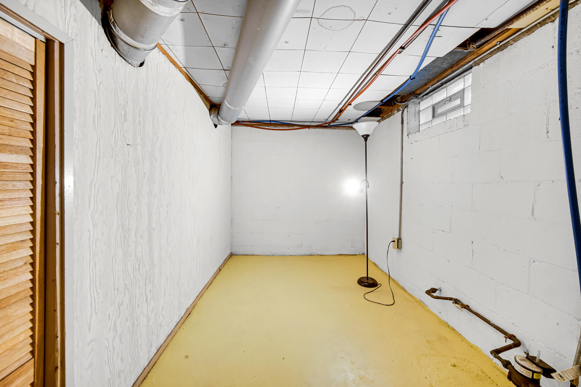 3752 Tyler Street Gary, IN 46408 - Photo 15 of 18 1920x1280