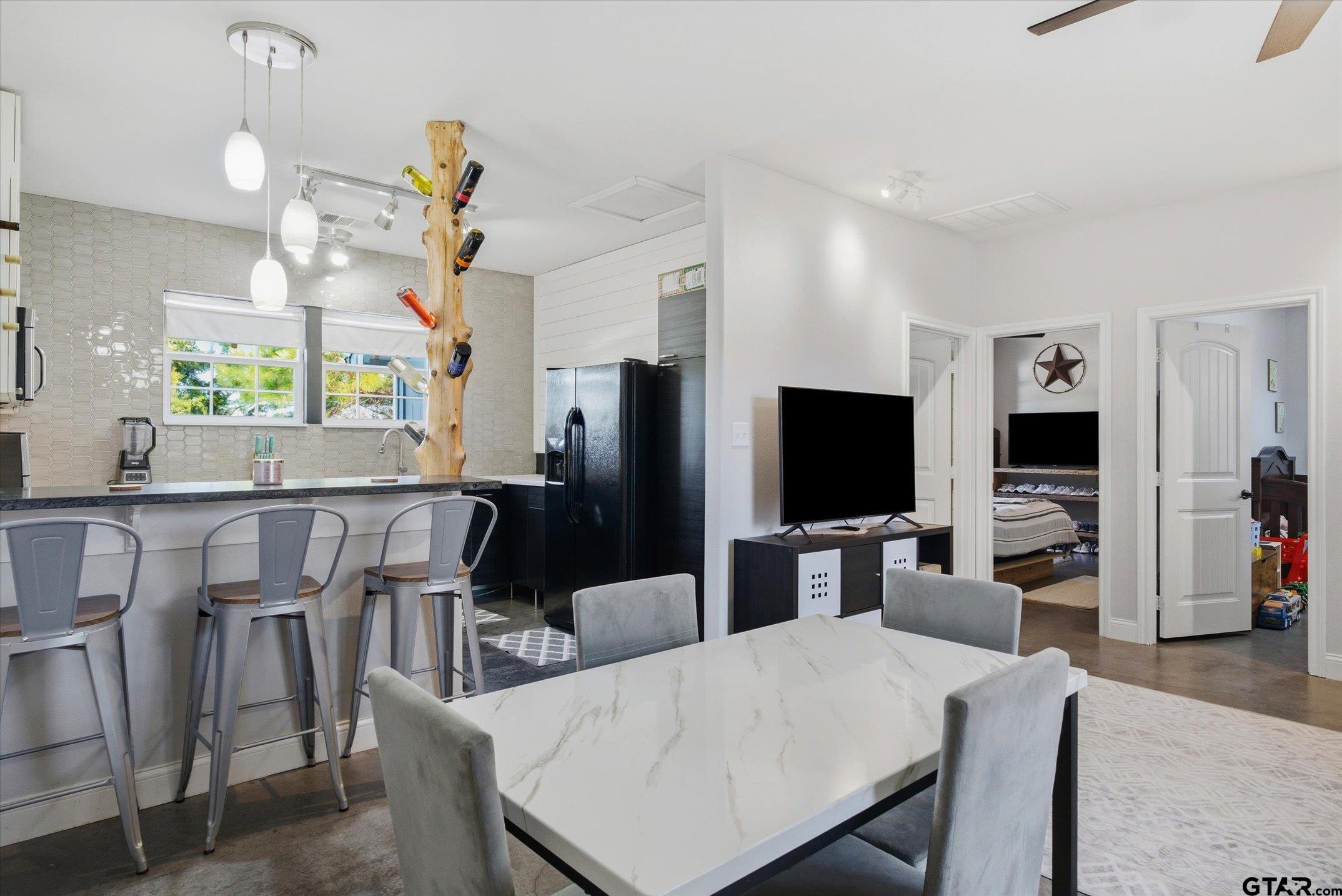 7332 Farm To Market 59 Athens, TX 75751 - Photo 11 of 35