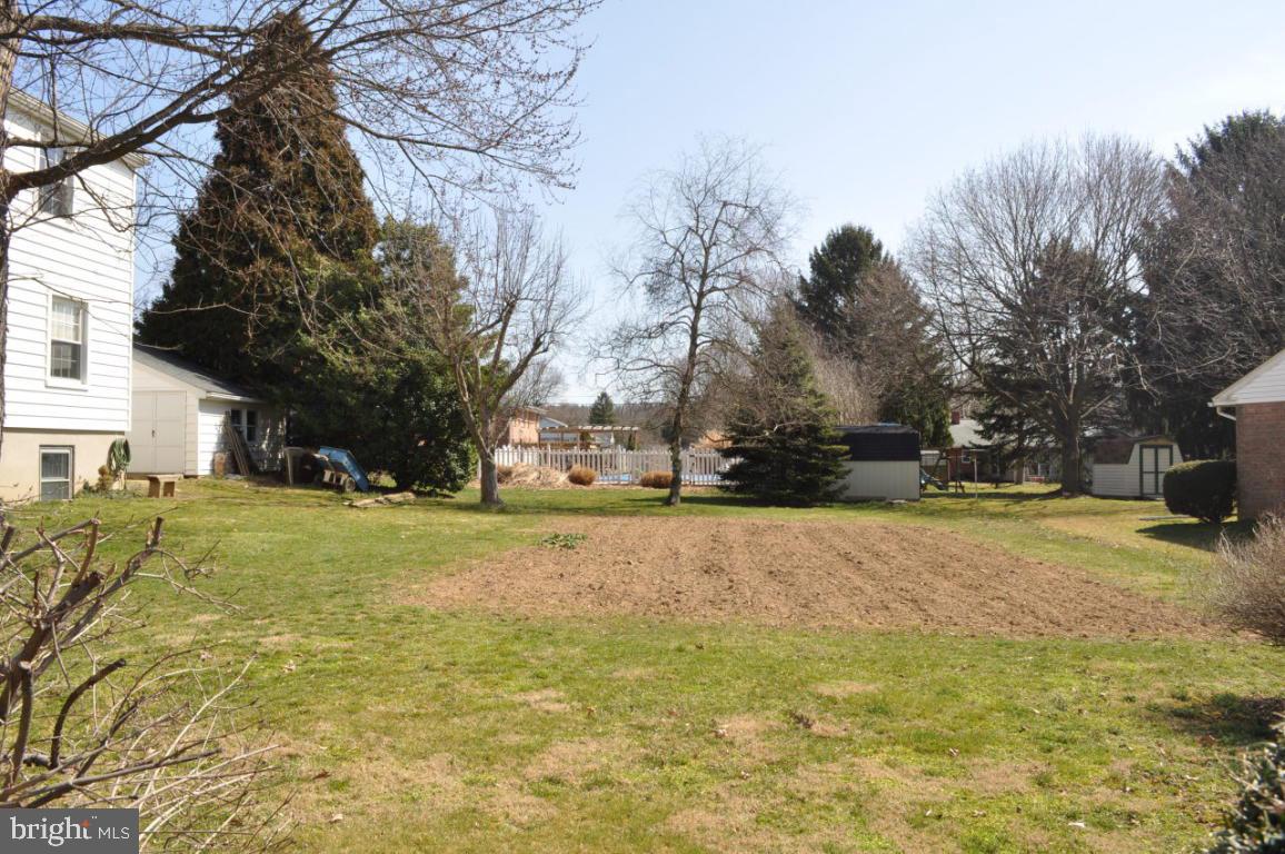 1740 Valley Forge Road Lancaster, PA 17603 - Photo 29 of 32 Gallery Image 29