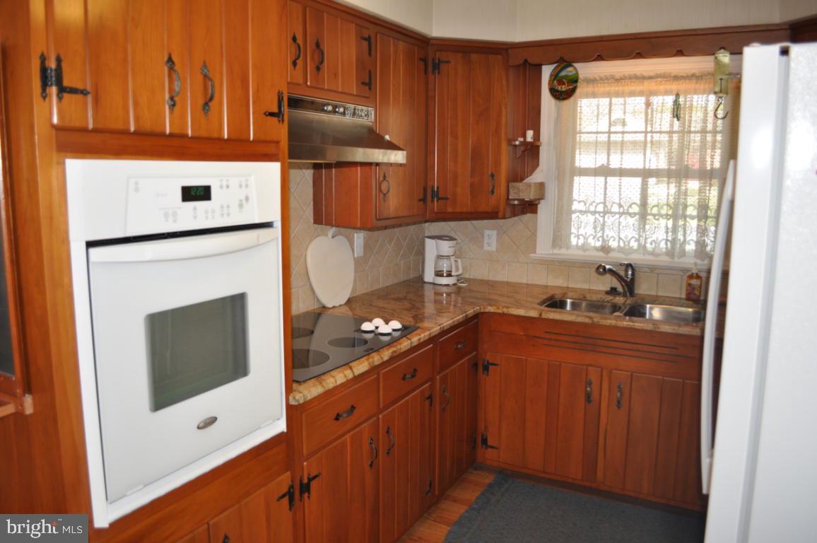 1740 Valley Forge Road Lancaster, PA 17603 - Photo 4 of 32 Gallery Image 4