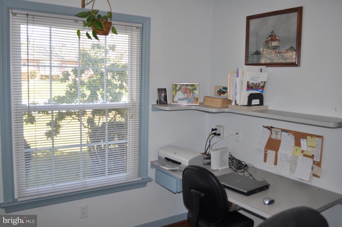 1740 Valley Forge Road Lancaster, PA 17603 - Photo 10 of 32 Gallery Image 10