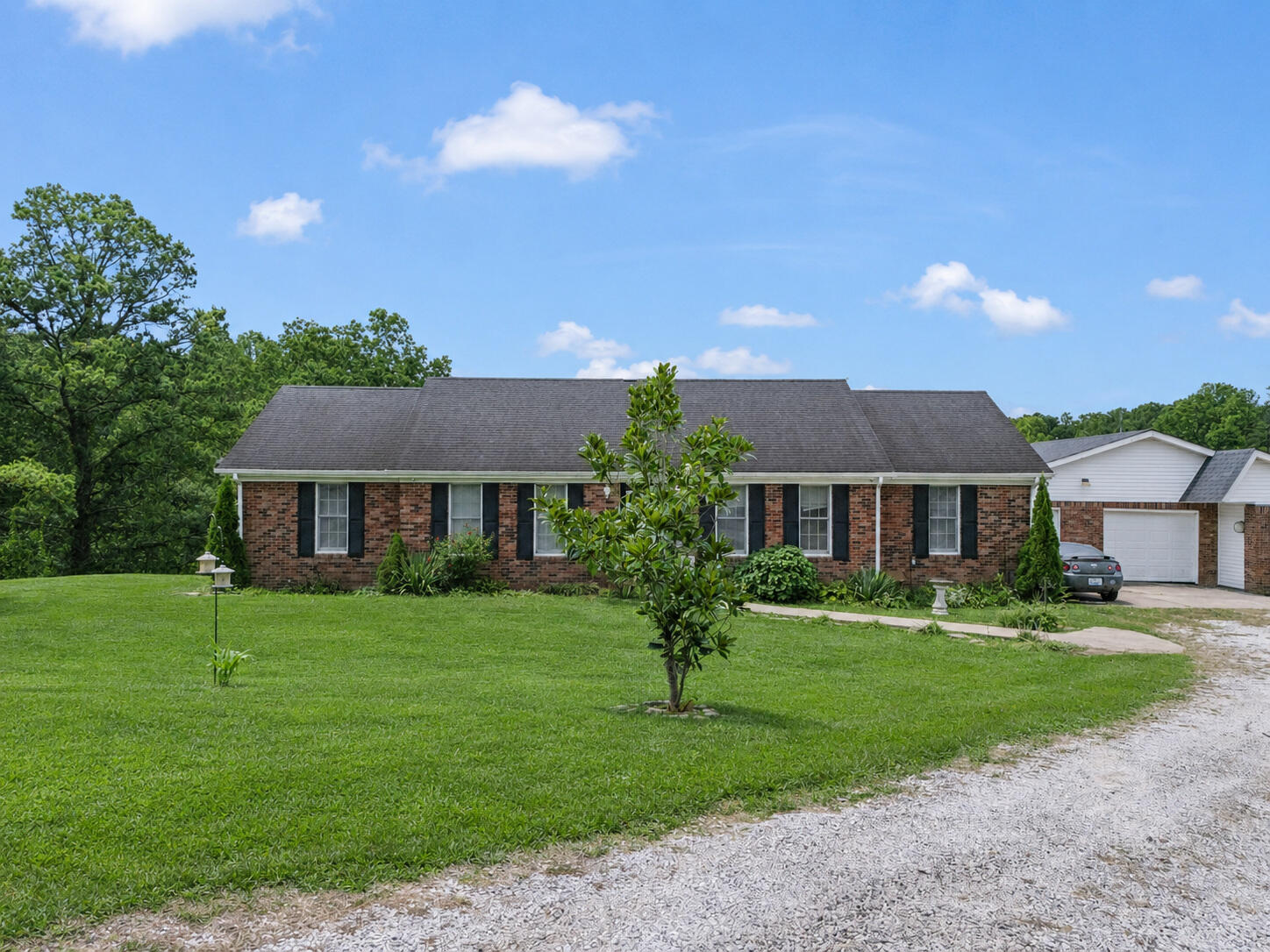 286 Joe Davidson Road Beattyville, KY 41311 - Photo 2 of 35 31-Summer