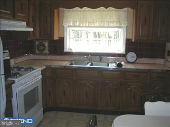 578 Cornell Road Burlington, NJ 08016 - Photo 3 of 6 Gallery Image 3
