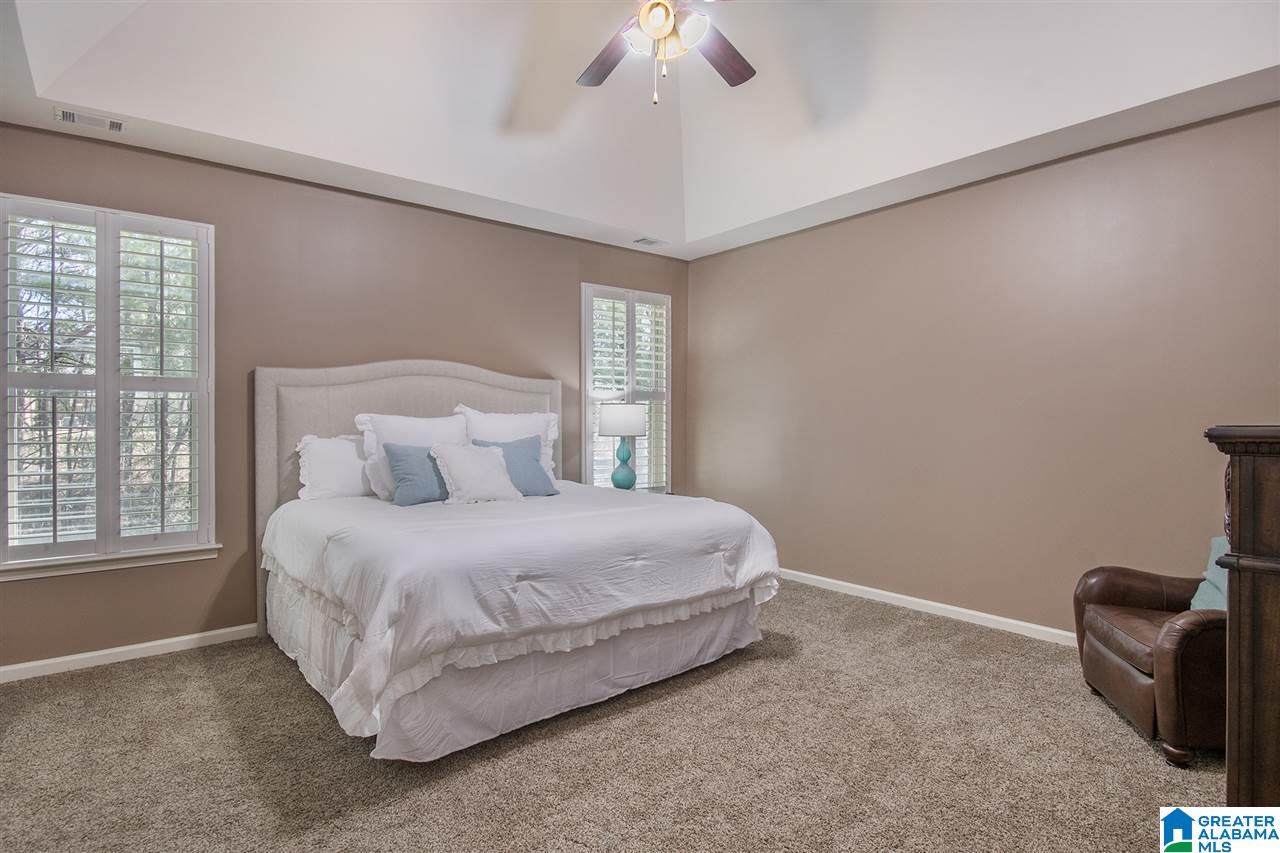 1044 Riviera Drive Calera, AL 35040 - Photo 15 of 29