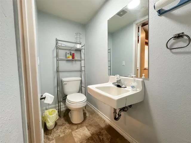 a view of workspace with furniture