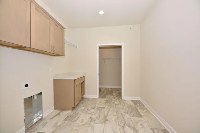 $649,999 | 439 Standing Stone Drive, Unit 1636, Waukesha, WI 53189