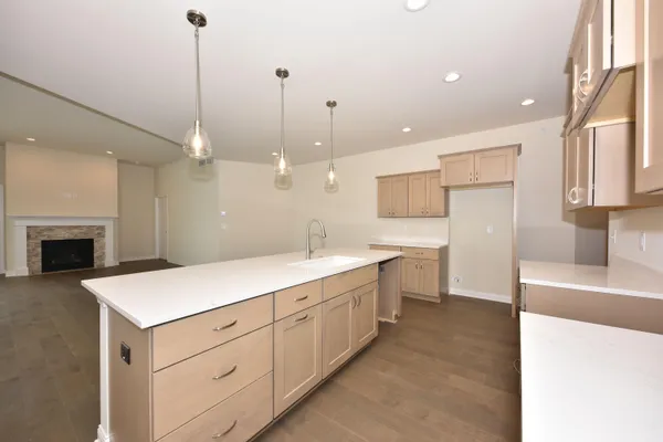 $659,999 | 439 Standing Stone Drive, Unit 1636, Waukesha, WI 53189
