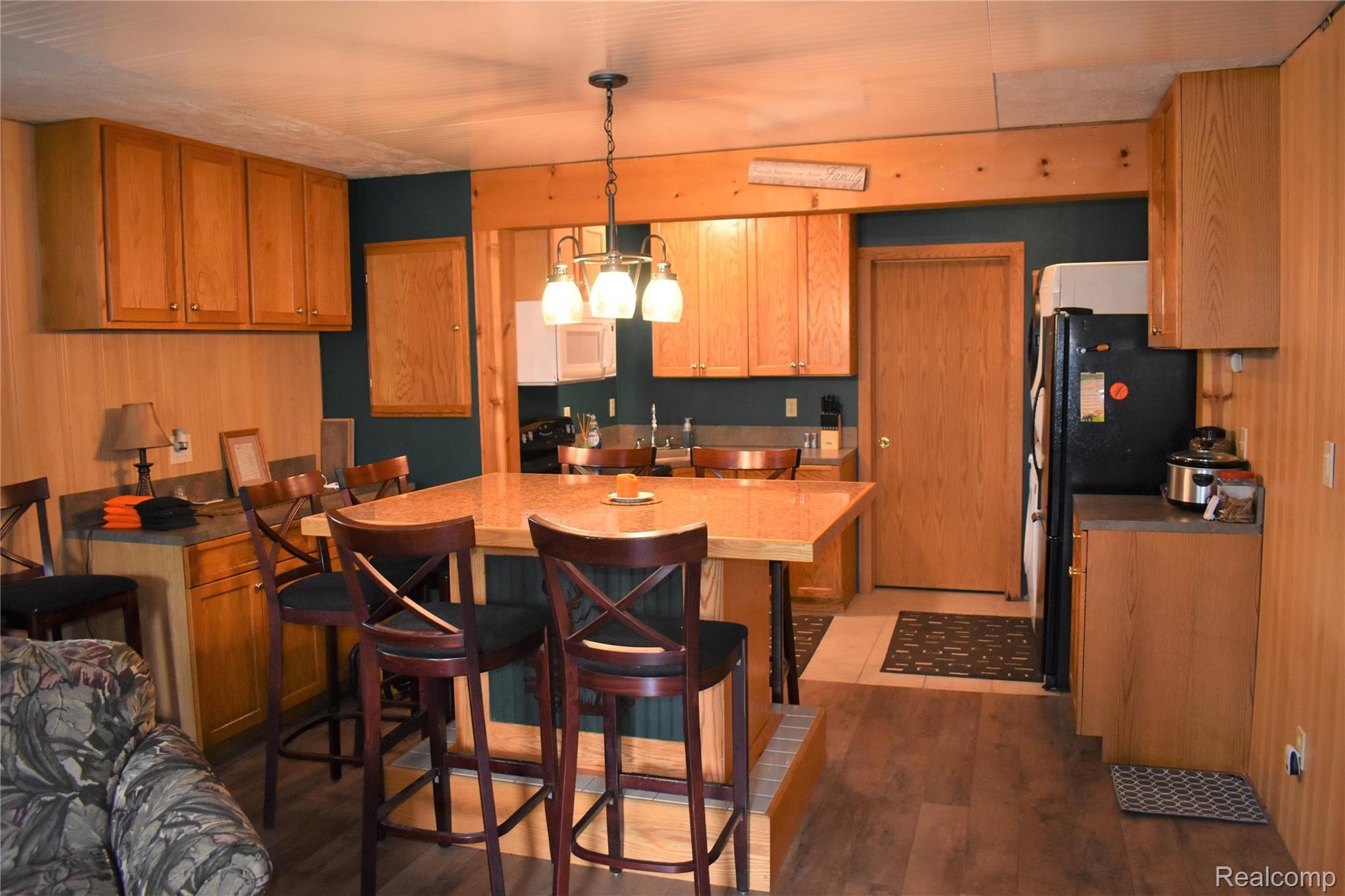 8585 Evans Road Atlanta, MI 49709 - Photo 3 of 22 3 DSC_0175 (1).JPG