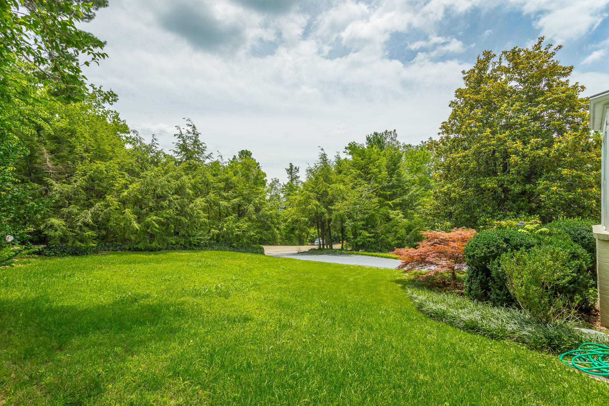 400 East Brow Road Lookout Mountain, TN 37350 - Photo 35 of 43 400 E Brow Road EXT-7