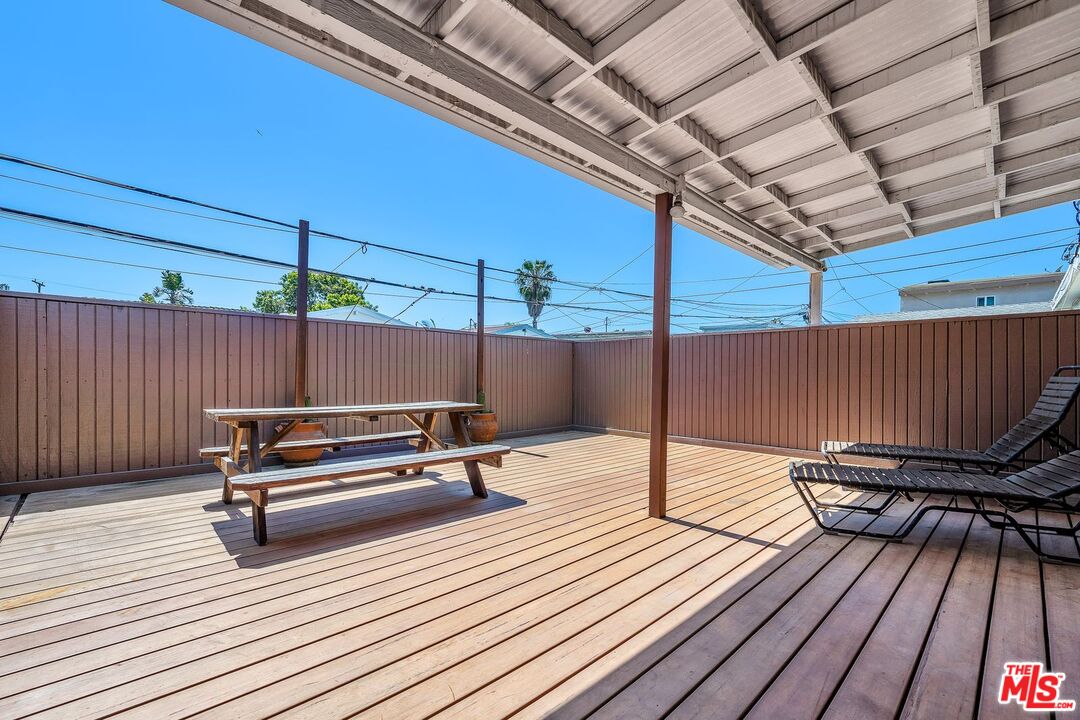 130 Montreal Street Playa del Rey, CA 90293 - Photo 20 of 25