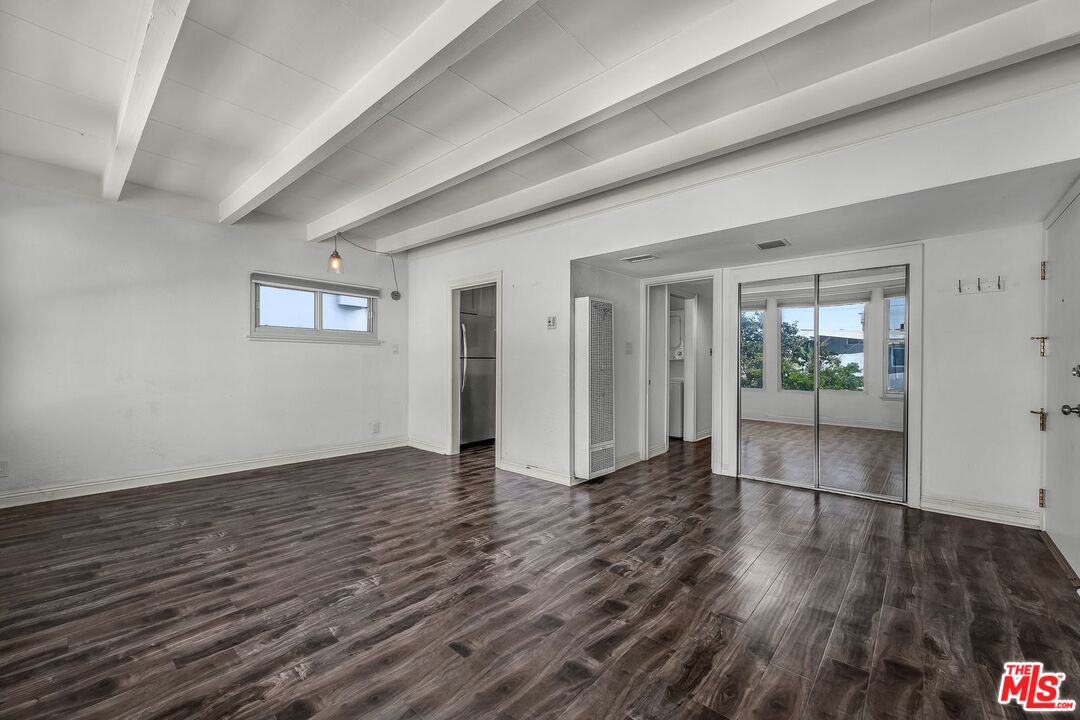 130 Montreal Street Playa del Rey, CA 90293 - Photo 2 of 25