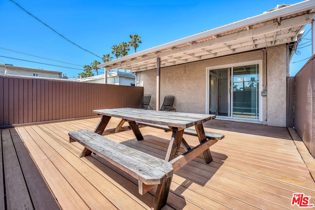 130 Montreal Street Playa del Rey, CA 90293 - Photo 21 of 25