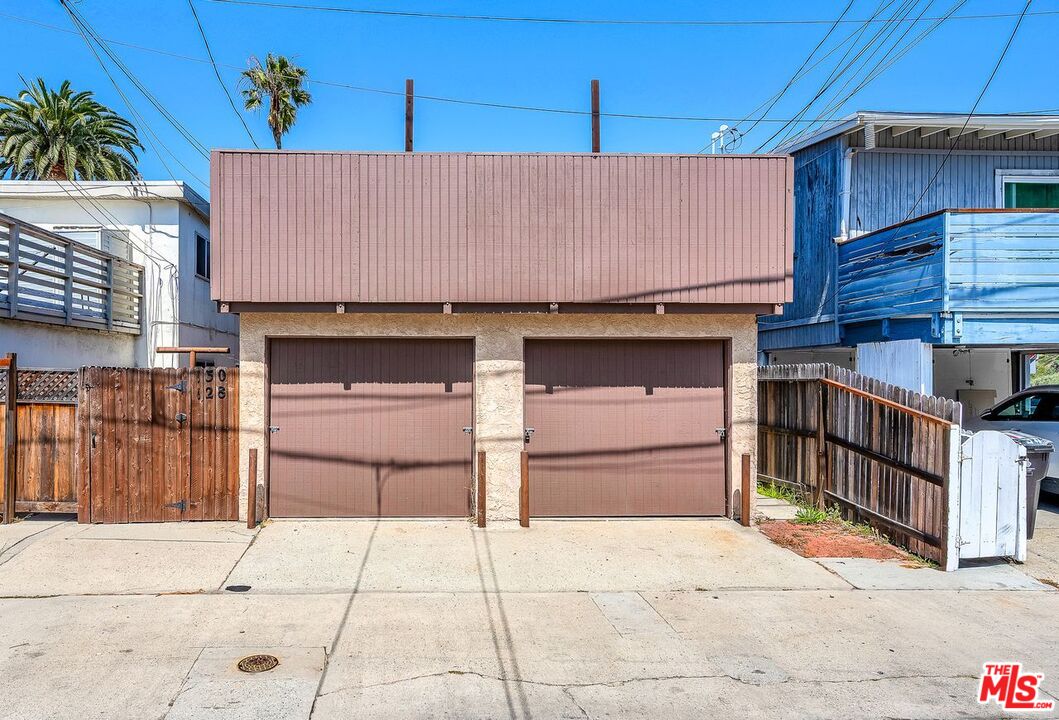 130 Montreal Street Playa del Rey, CA 90293 - Photo 22 of 25