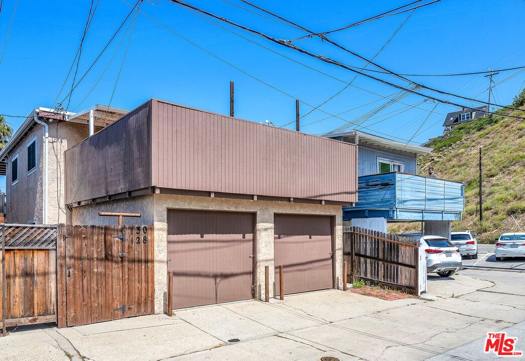 130 Montreal Street Playa del Rey, CA 90293 - Photo 23 of 25