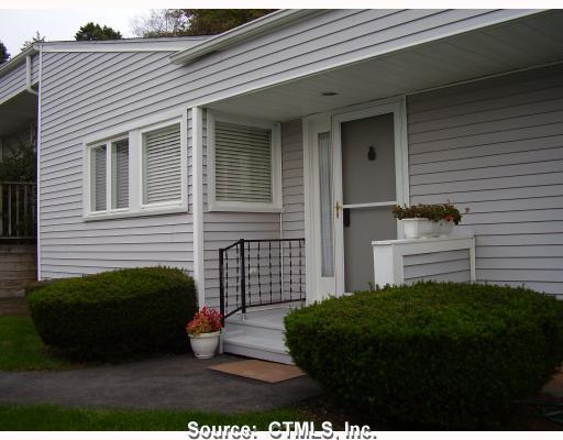 10 Stratton Way, Unit 10 Branford, CT 06405 - Photo 1 of 1 Gallery Image 1