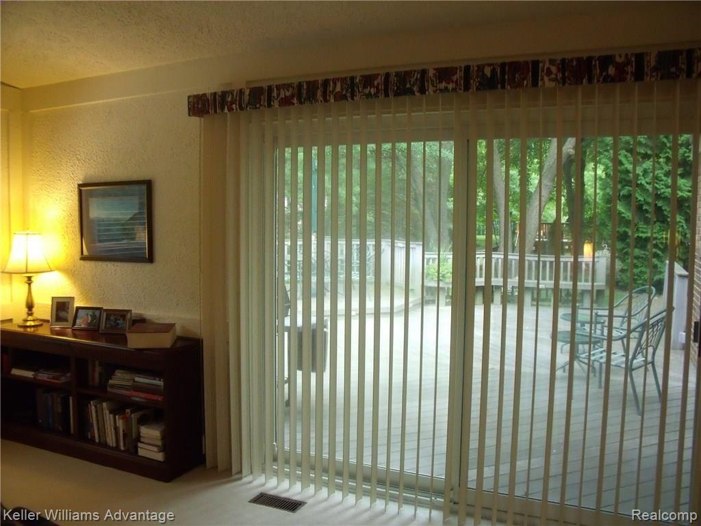 36941 Fox Run Farmington Hills, MI 48331 - Photo 25 of 49