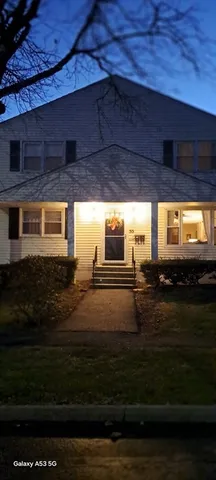 $1,800 | 55 Wedgewood Road, Unit 2, Worcester, MA 01602