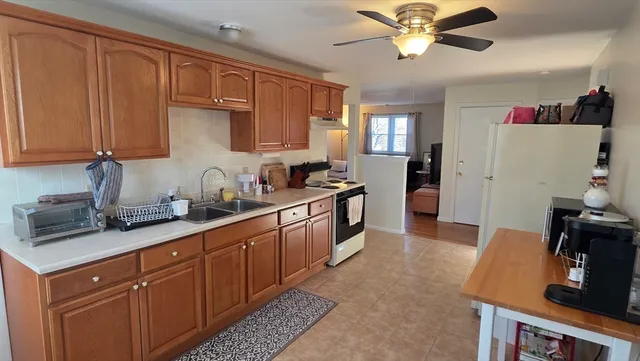 $1,800 | 55 Wedgewood Road, Unit 2, Worcester, MA 01602