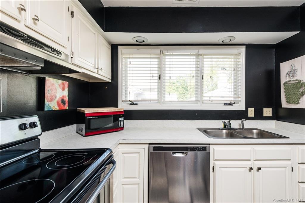232 Queens Road, Unit 48 Charlotte, NC 28204 - Photo 7 of 31 Gallery Image 7