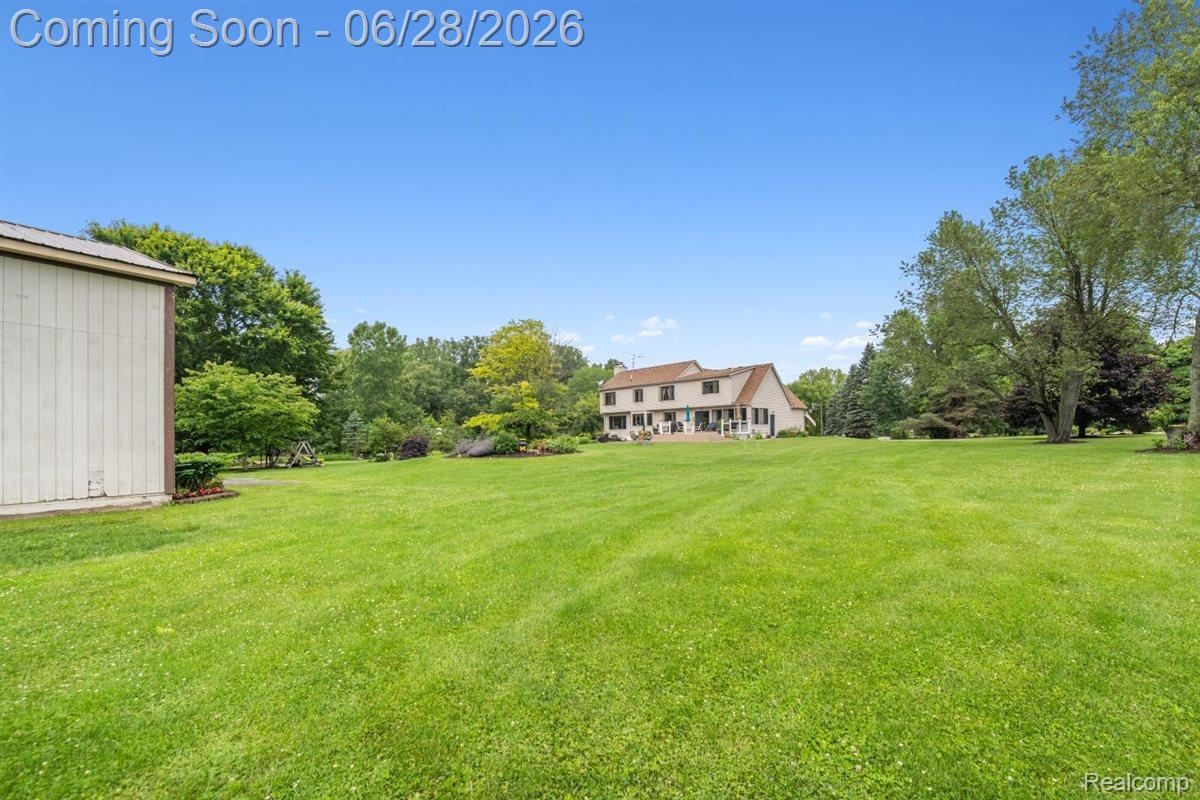 125 Olde Franklin Road Howell, MI 48855 - Photo 9 of 57 11-125 Olde Franklin-247.jpg