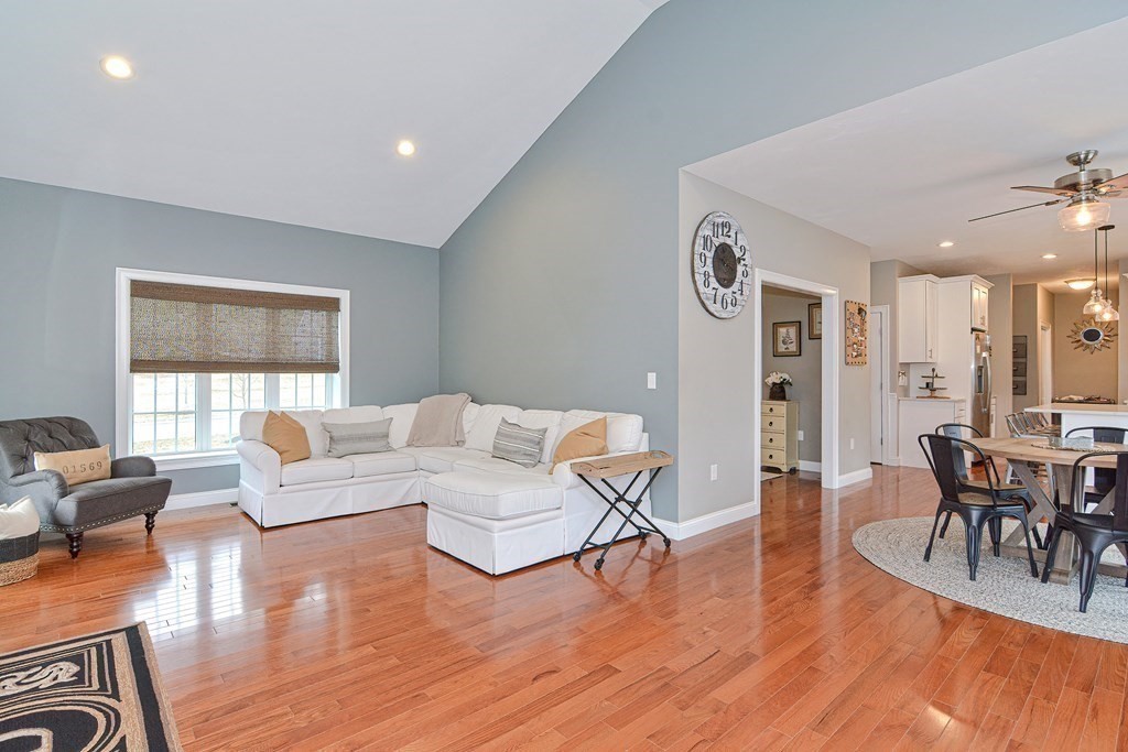 17 Rifleman Way Uxbridge, MA 01569 - Photo 19 of 40 Gallery Image 19