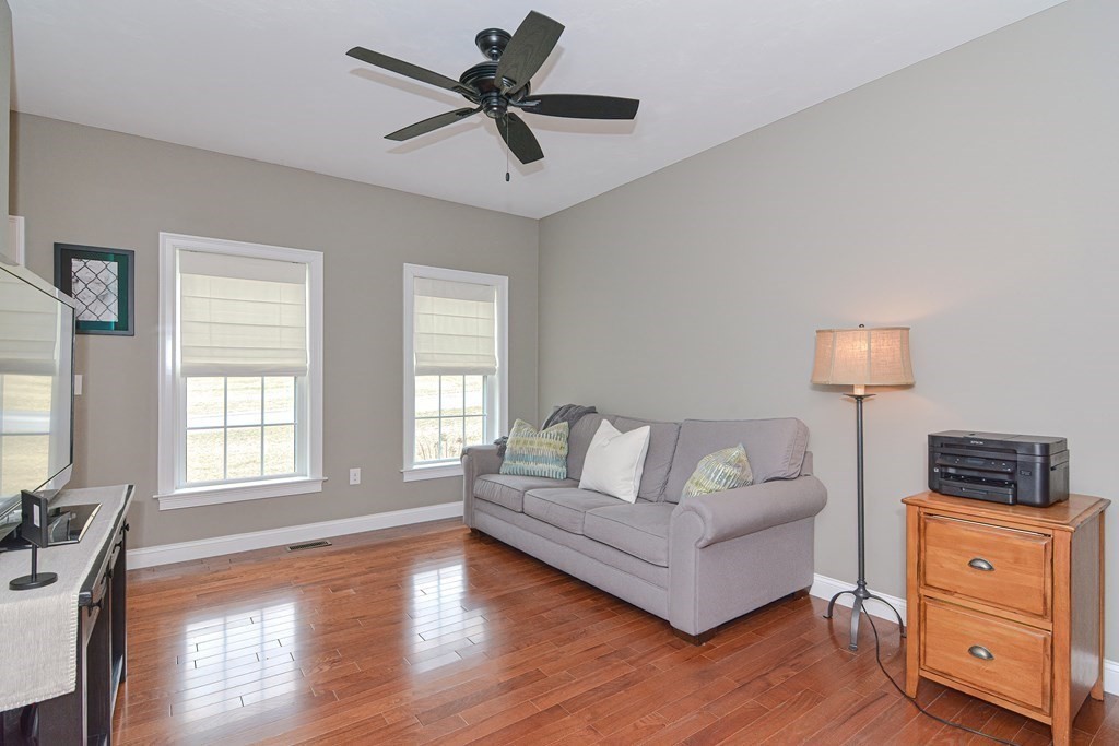 17 Rifleman Way Uxbridge, MA 01569 - Photo 21 of 40 Gallery Image 21
