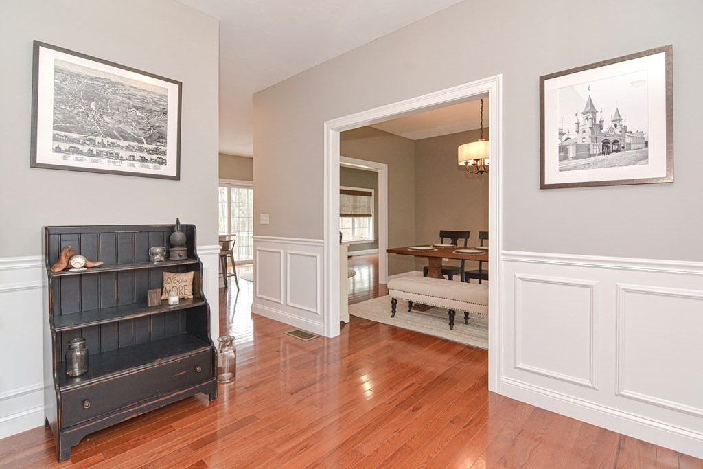 17 Rifleman Way Uxbridge, MA 01569 - Photo 10 of 40 Gallery Image 10
