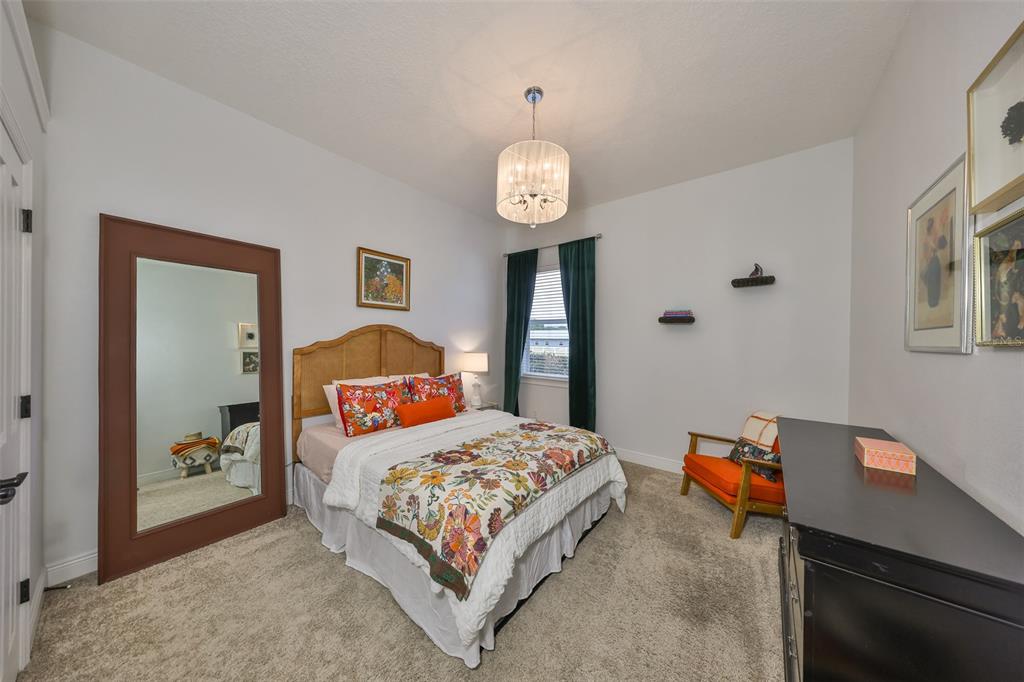 18423 Lithia Towne Road Lithia, FL 33547 - Photo 37 of 79 Gallery Image 37