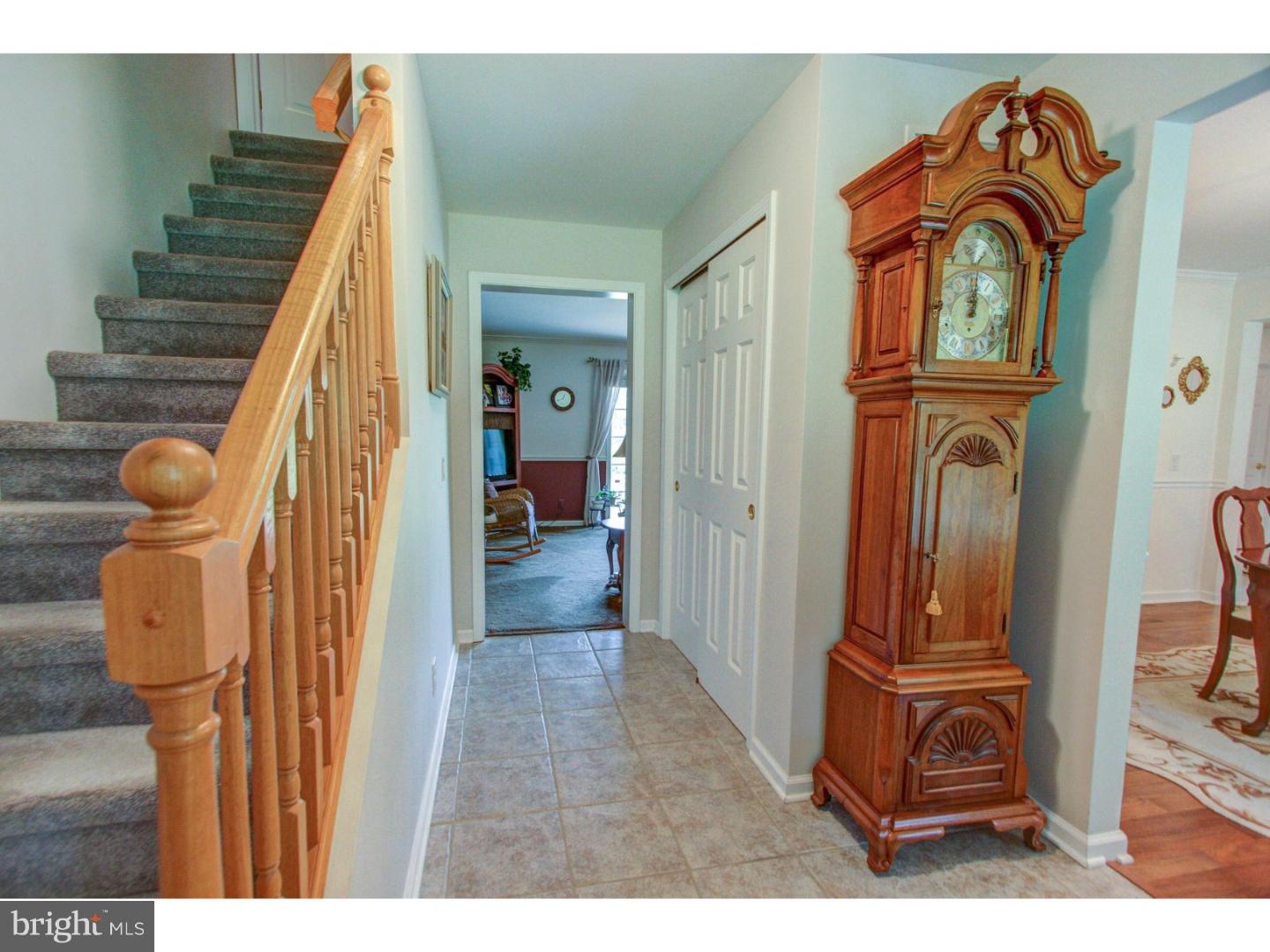 4879 Durham Road Kintnersville, PA 18930 - Photo 4 of 25 Foyer