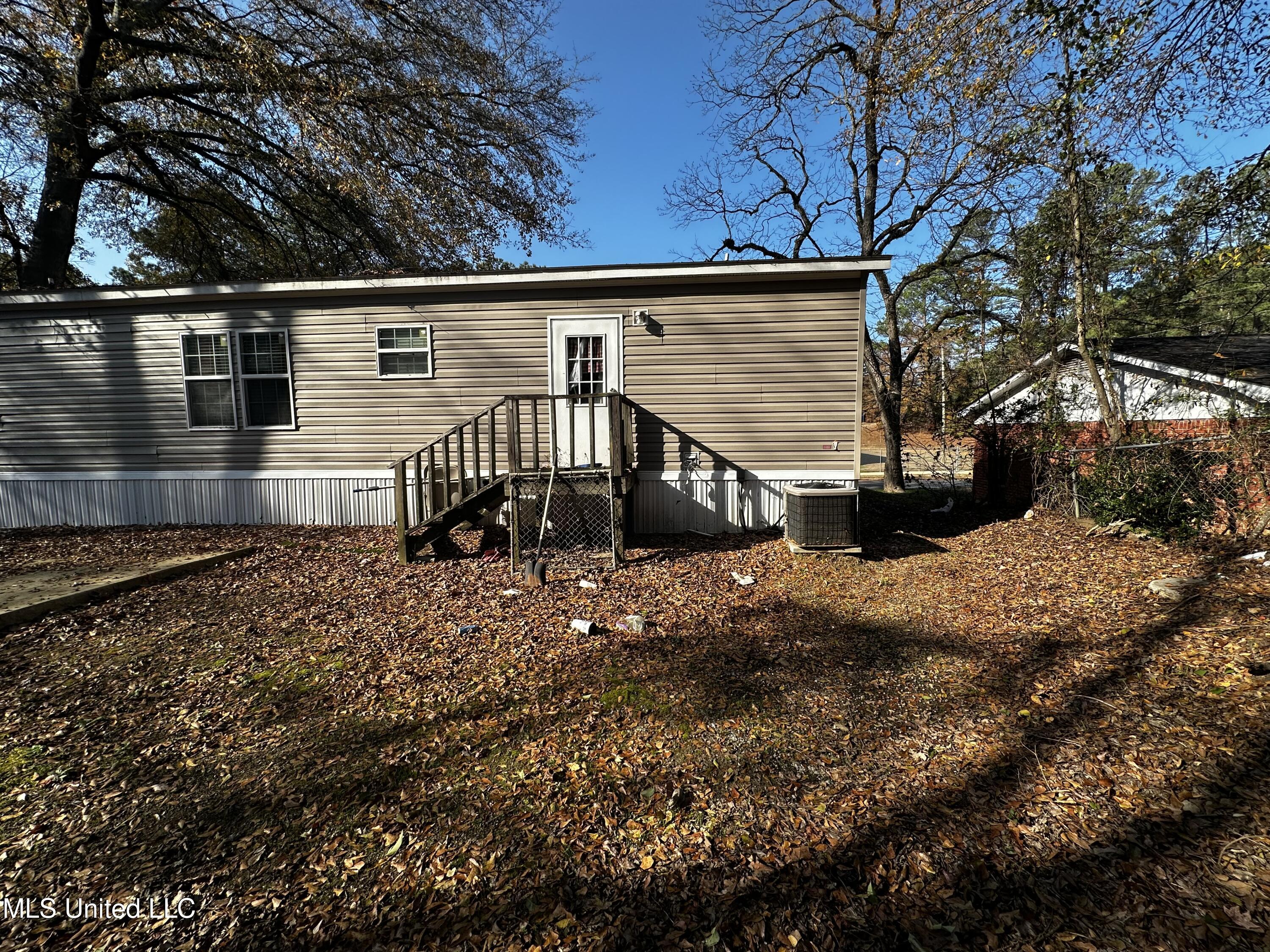 3218 41st Avenue Meridian, MS 39307 - Photo 20 of 23 IMG_8017