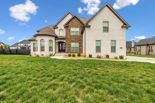 $949,000 | 626 Reichert Court, Murfreesboro, TN 37130