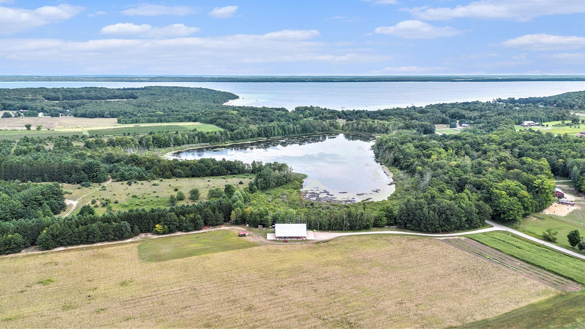 3625 Swaney Road Traverse City, MI 49686 - Photo 2 of 29
