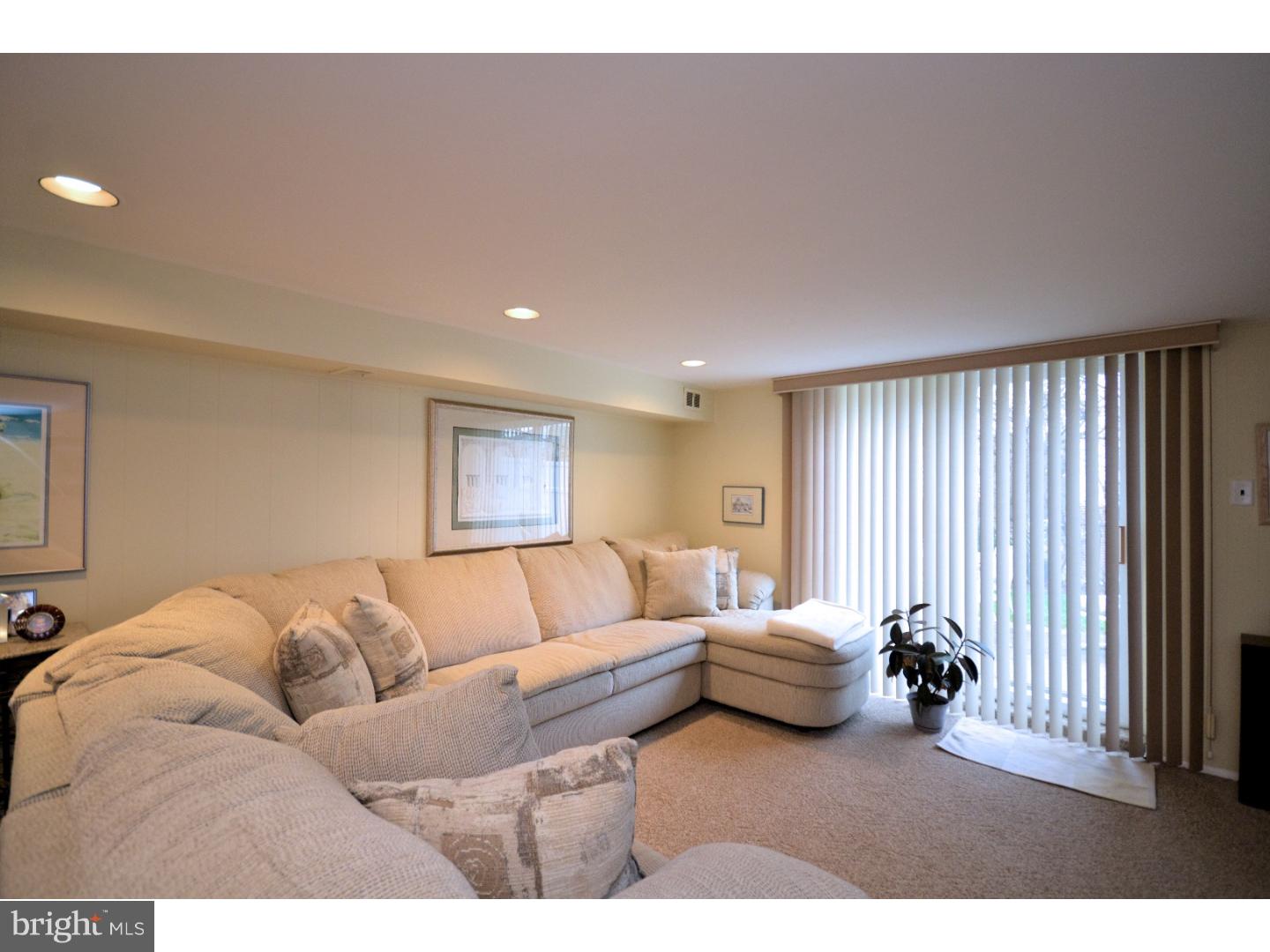 718 Selmer Road Philadelphia, PA 19116 - Photo 22 of 25 Basement - Finished