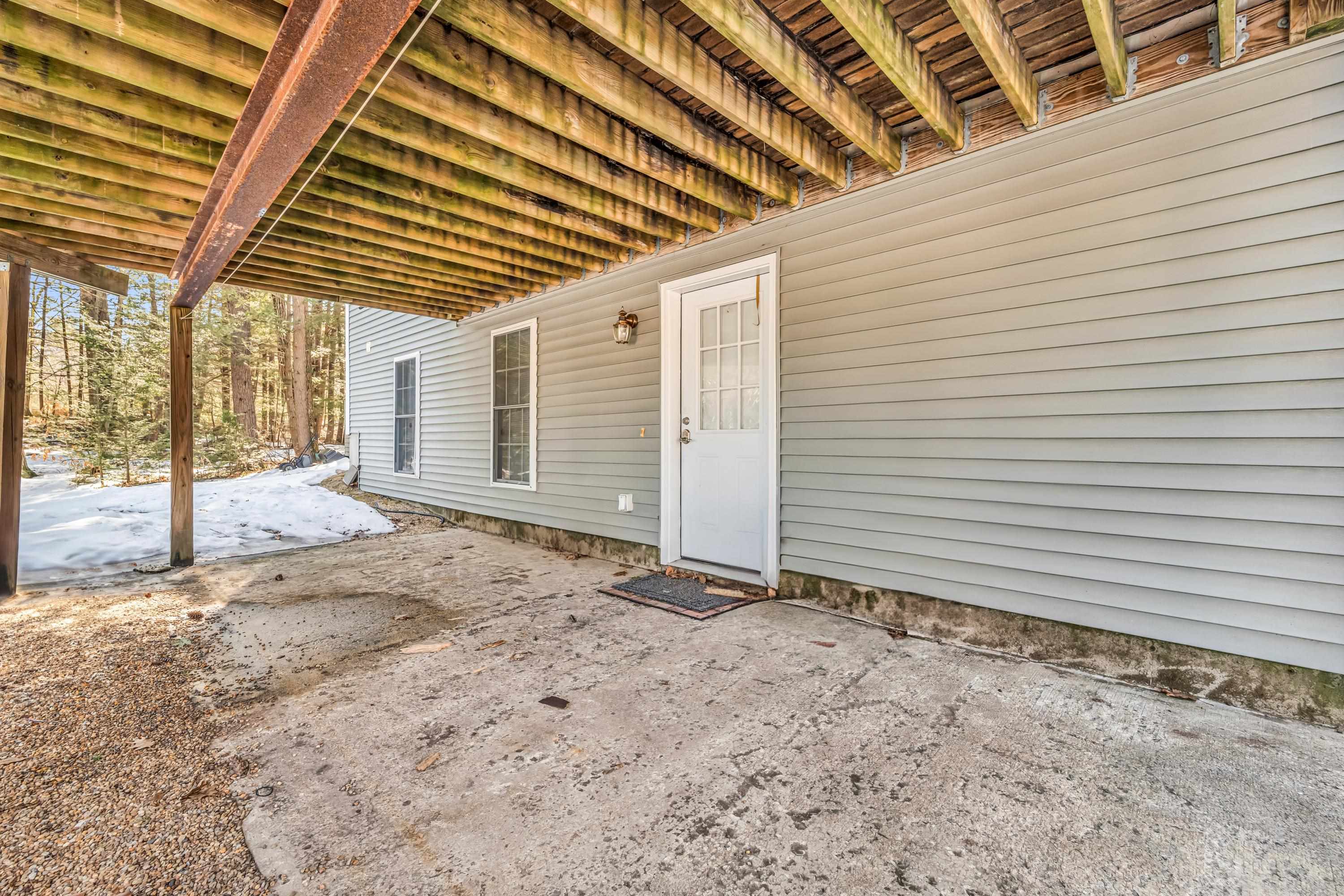 10 Saw Hill Road Hooksett, NH 03106 - Photo 32 of 37