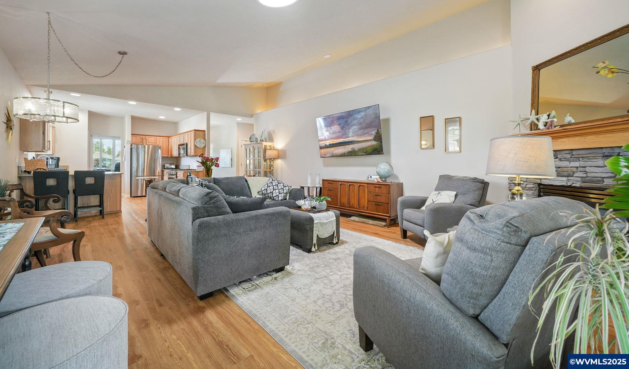 1712 25th Avenue Southwest Albany, OR 97321 - Photo 12 of 37