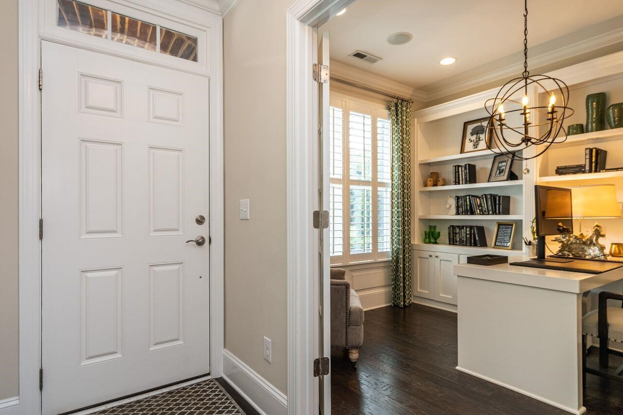 4013 Windflower Lane Raleigh, NC 27612 - Photo 4 of 28 Photo 4