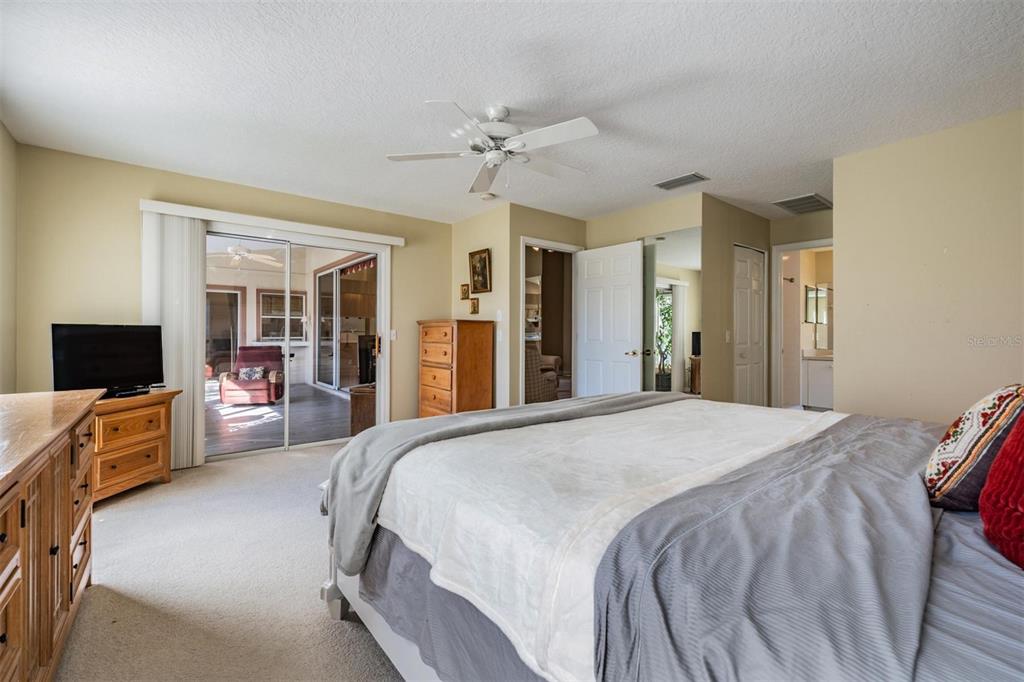 1211 Almondwood Drive Trinity, FL 34655 - Photo 14 of 48