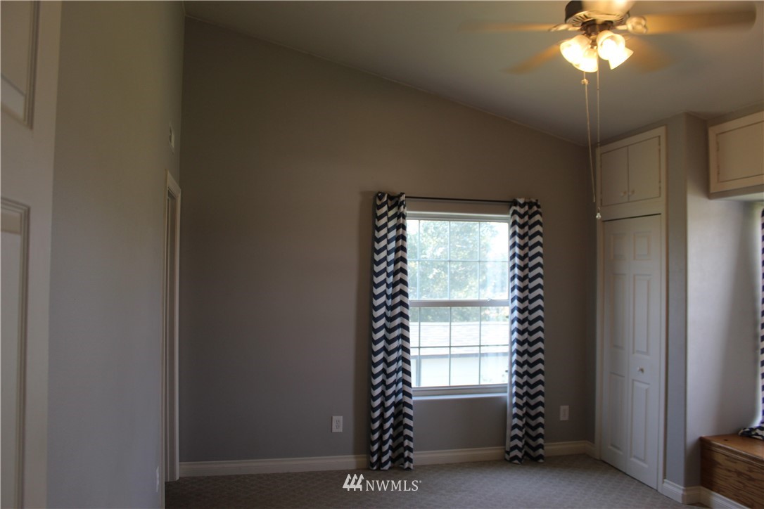 8092 2.4 Road Northeast Moses Lake, WA 98837 - Photo 22 of 39 Gallery Image 22