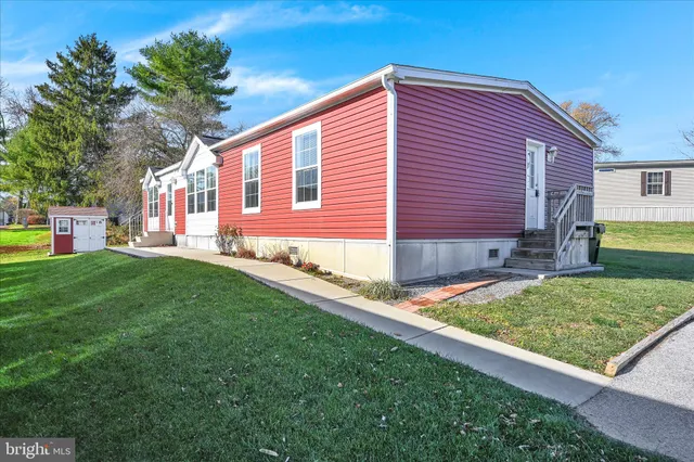 a front view of house with yard