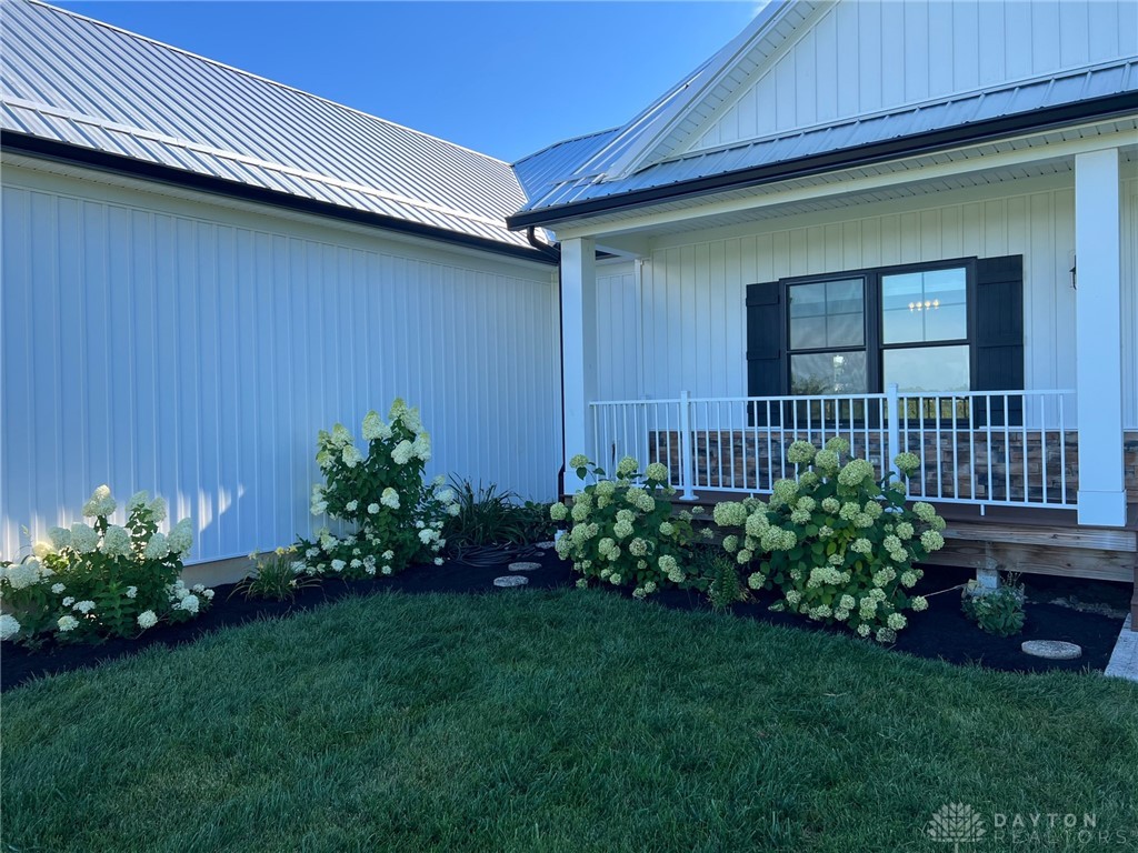 6534 Fowler Road Enon, OH 45323 - Photo 7 of 43