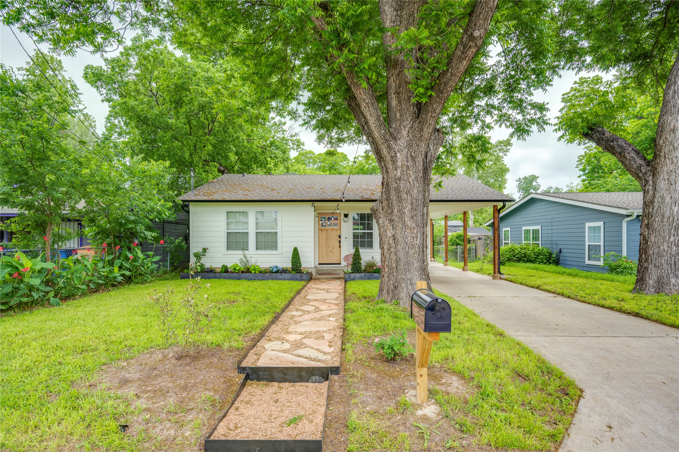 3301 Bengston Street Austin, TX 78702 - Photo 31 of 34