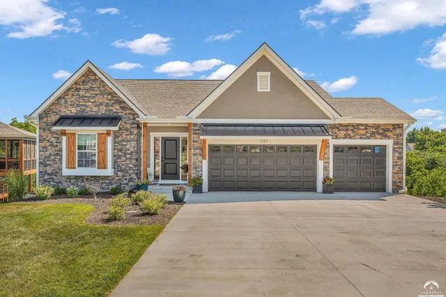 $775,000 | 1347 Kanza Drive, Lawrence, KS 66049