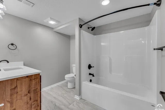 $775,000 | 1347 Kanza Drive, Lawrence, KS 66049