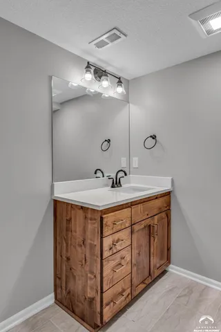 $775,000 | 1347 Kanza Drive, Lawrence, KS 66049