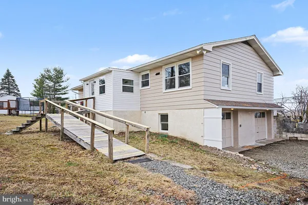 $499,900 | 2430 New Hanover Square Road, Gilbertsville, PA 19525