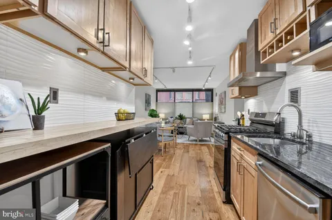 $489,900 | 1301 20th Street Northwest, Unit 111, Washington, DC 20036
